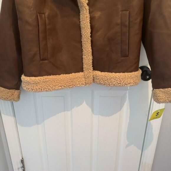 Levi's Women's Faux Leather Full Zip Trucker Jacket Brown Small NWT - Picture 5 of 8